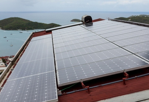 blogphoto-bigstock-Solar-Panels-On-Tropical-House-480x330